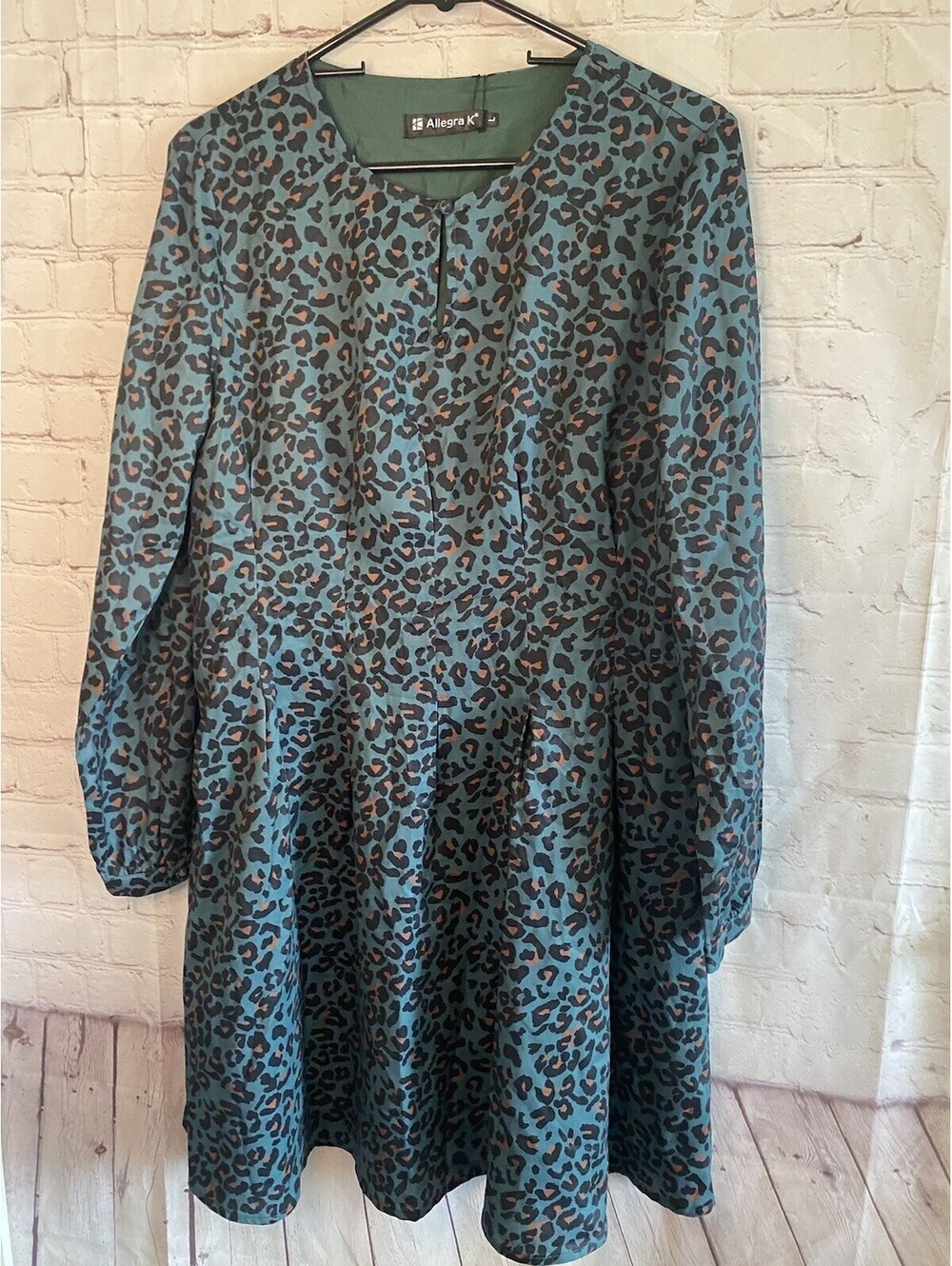 Allegra K GREEN AND BLACK LEOPARD ANIMAL PRINT V NECK LONG SLEEVE DRESS Large
